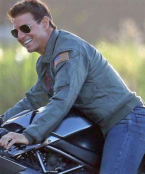 tom cruise top gun maverick jacket